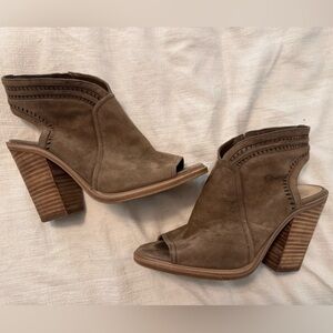 Vince camuto brown bootie